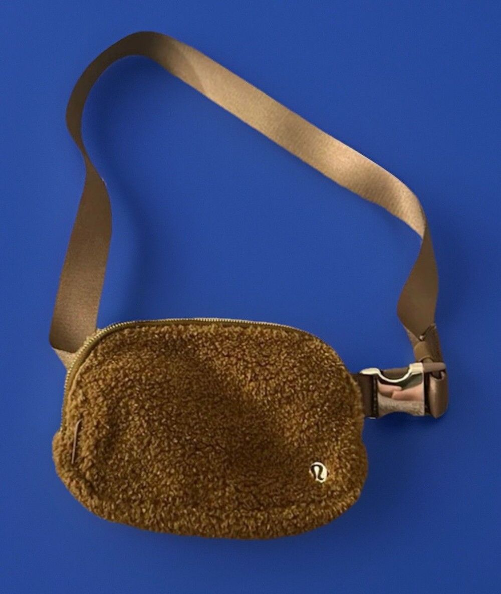 lululemon Sherpa Brown Hiking Waist Pack Belt Bag Adjustable Strap Mesh Pocket